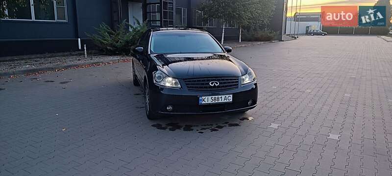 Infiniti M35 (2007)
