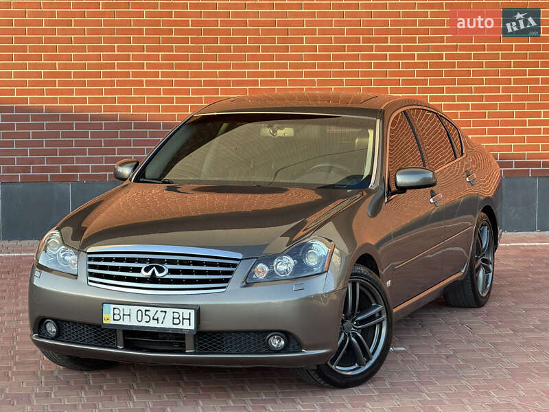 Infiniti M45 (2007)