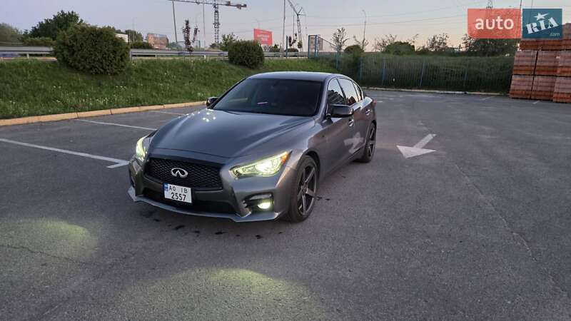 Infiniti Q50 (2015)