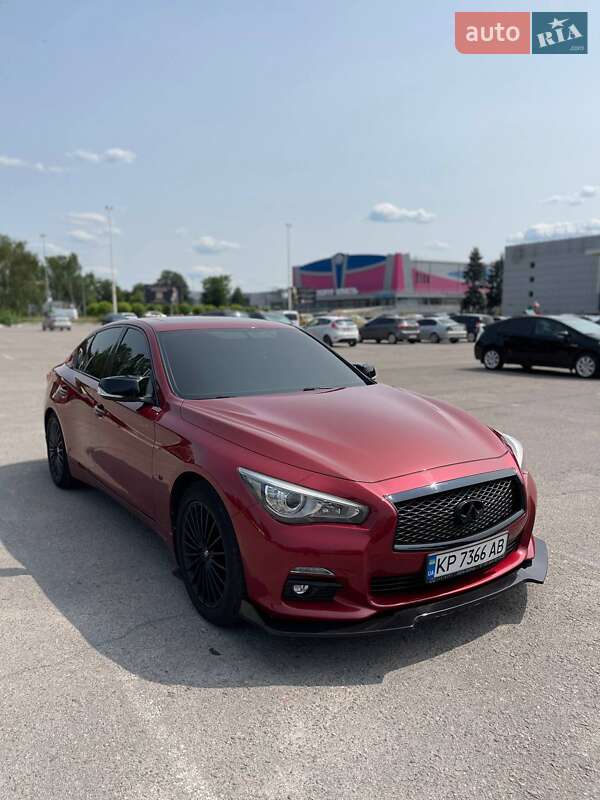 Infiniti Q50 (2014)