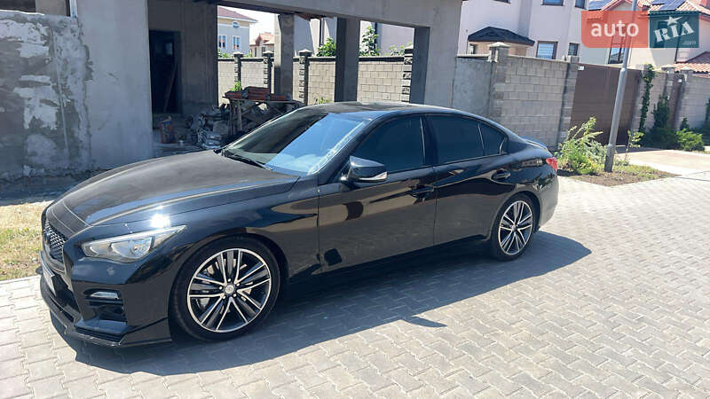 Infiniti Q50 (2016)