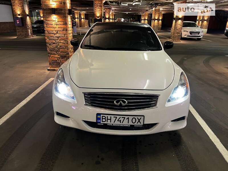 Infiniti Q60 (2013)