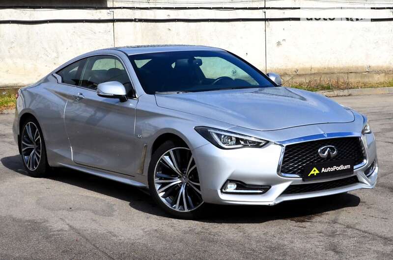 Infiniti Q60 (2017)