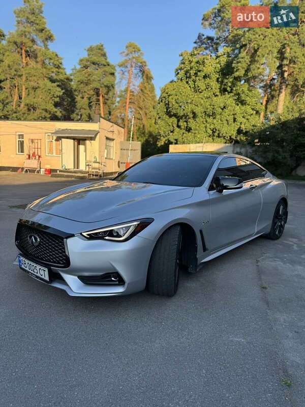 Infiniti Q60 (2016)