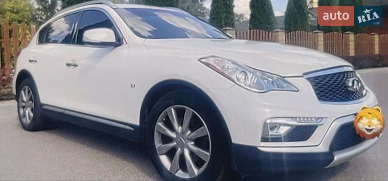 Infiniti Qx50 (2017)