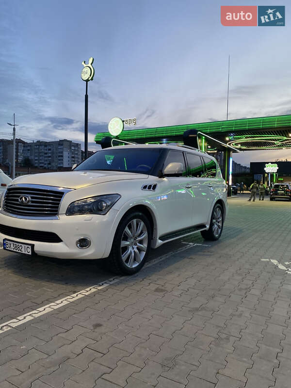 Infiniti Qx56 (2011)