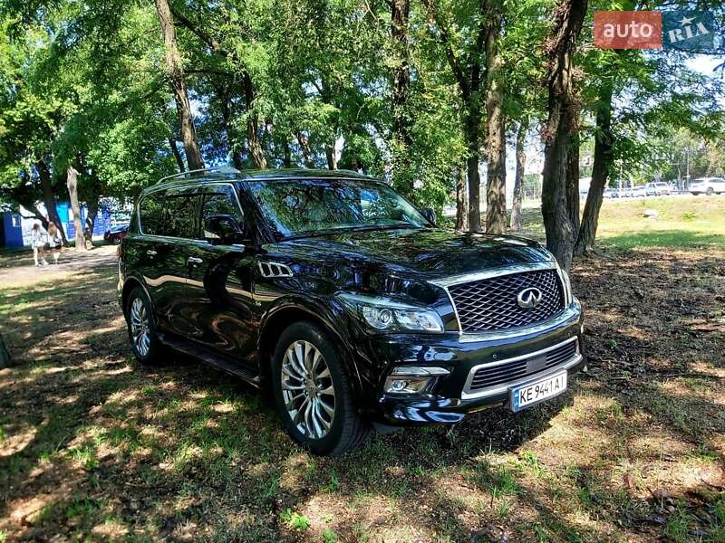 Infiniti Qx80 (2016)