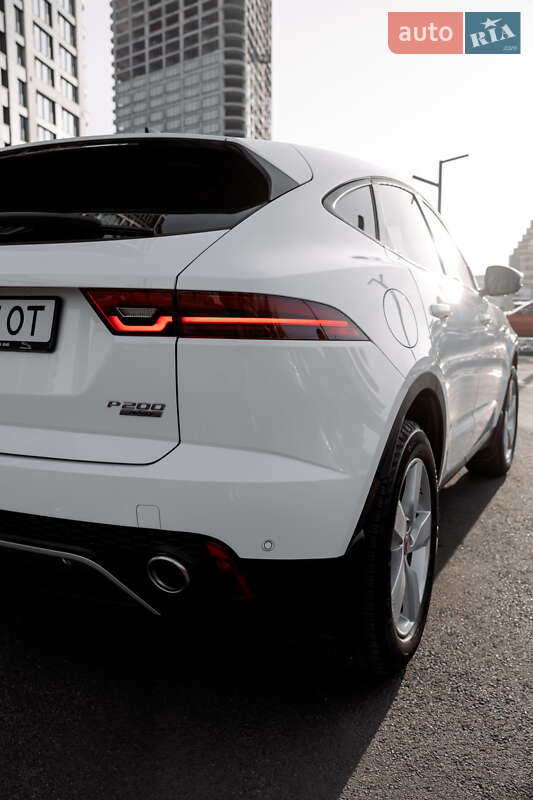 Jaguar E-pace (2020)