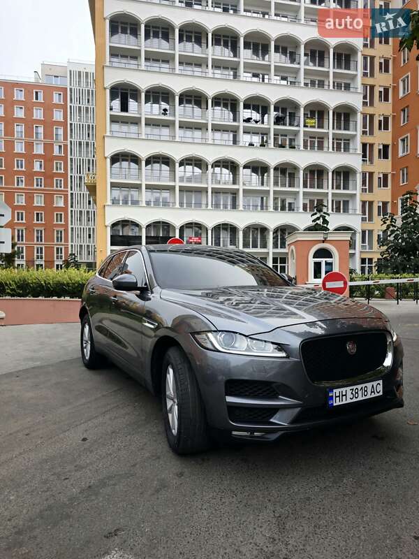 Jaguar F-pace (2016)