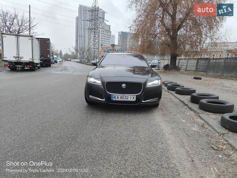 Jaguar Xf (2016)