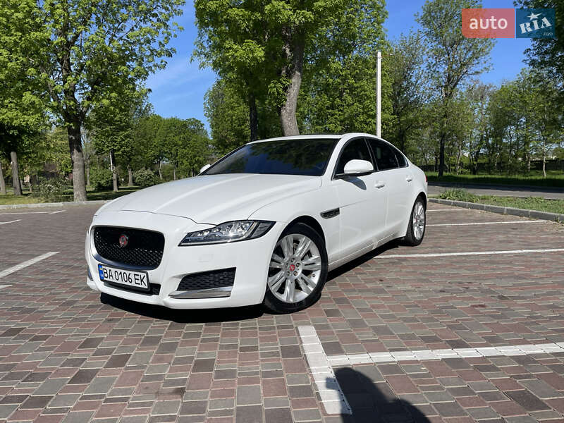 Jaguar Xf (2016)