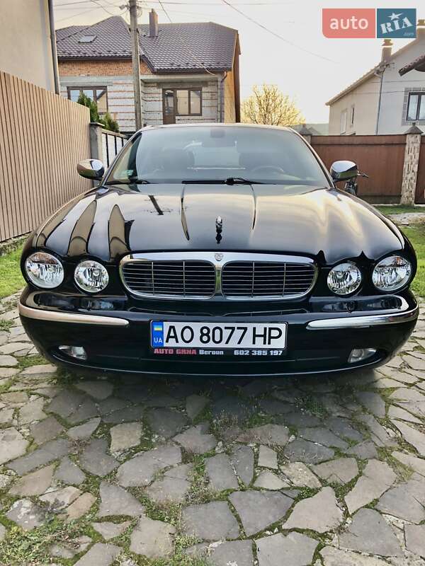 Jaguar Xj (2007)