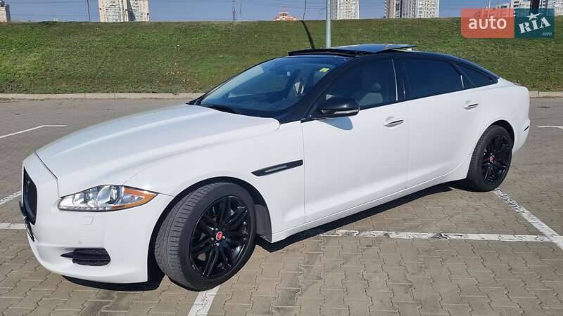 Jaguar Xj (2014)