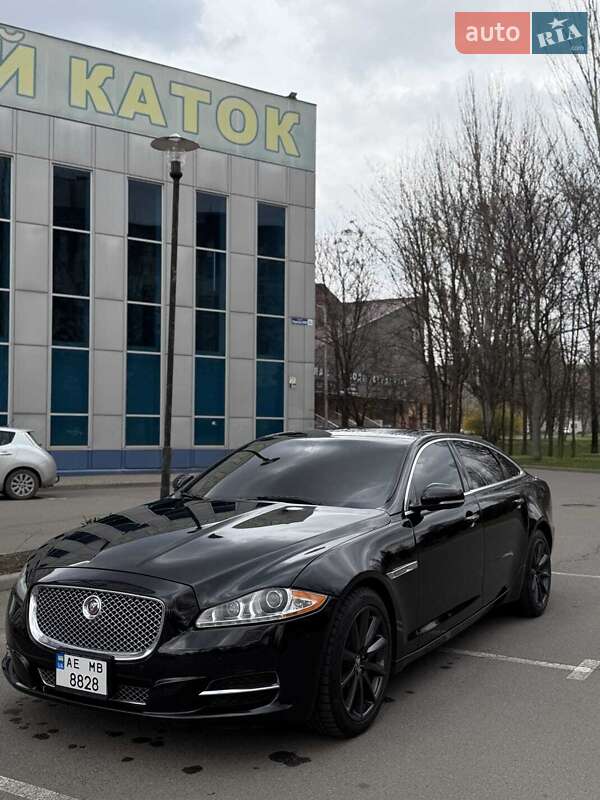Jaguar Xj (2015)