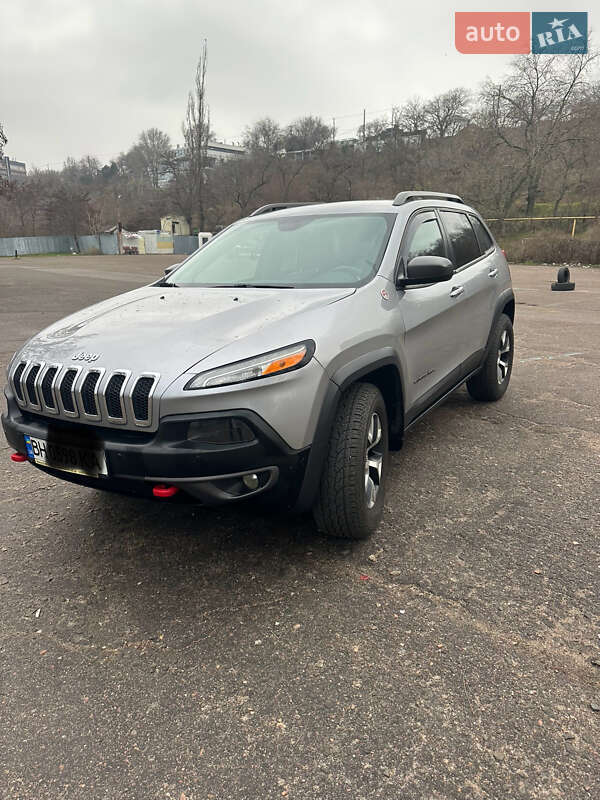 Jeep Cherokee (2013)