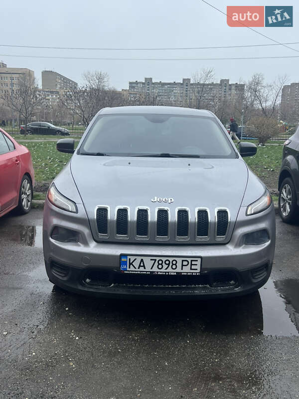 Jeep Cherokee (2013)