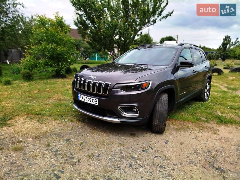 Jeep Cherokee (2022)