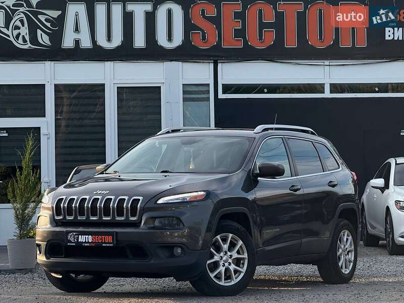 Jeep Cherokee (2016)