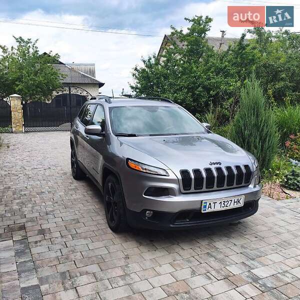 Jeep Cherokee (2017)
