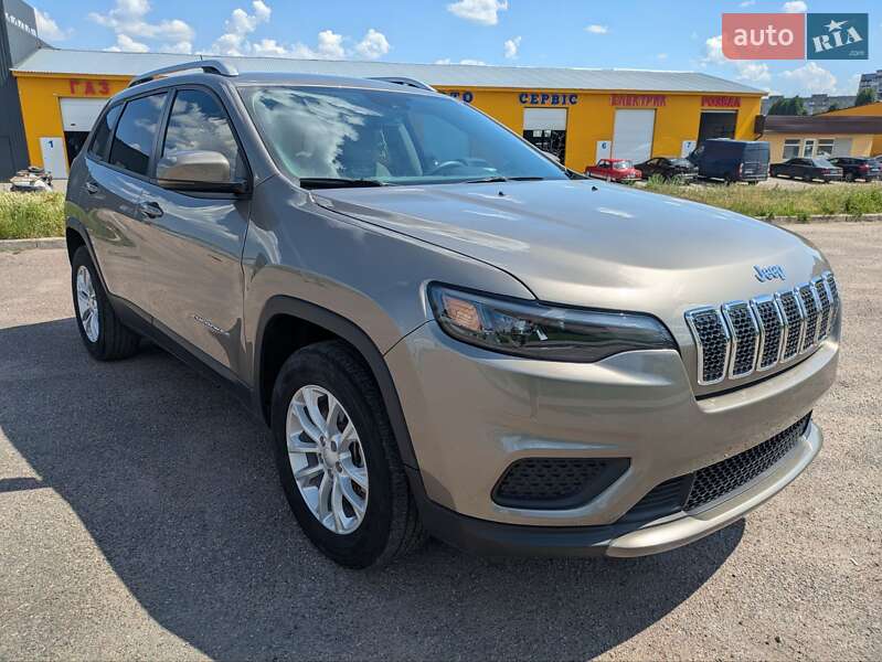 Jeep Cherokee (2021)