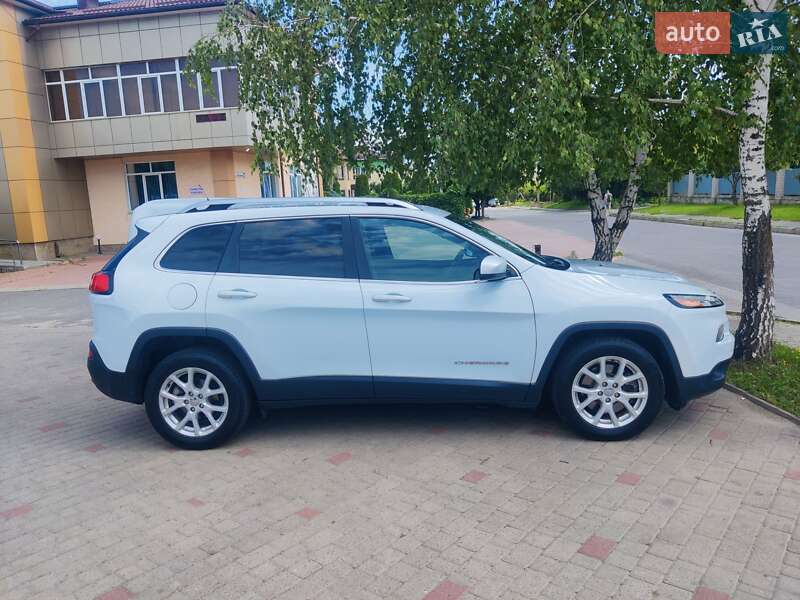 Jeep Cherokee (2017)