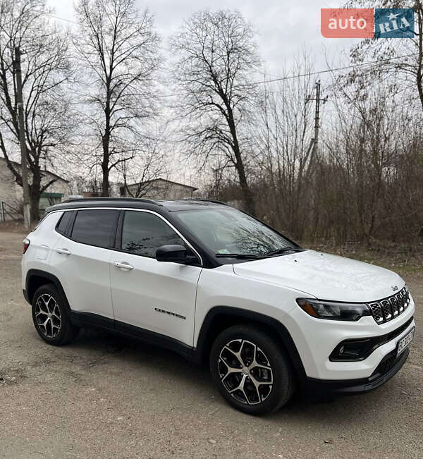 Jeep Compass (2024)