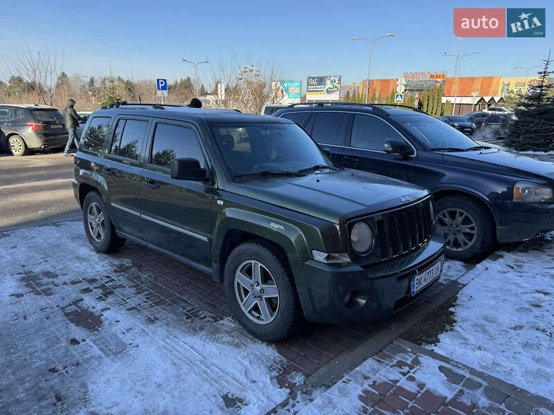 Jeep Patriot 4kh4 (2008)