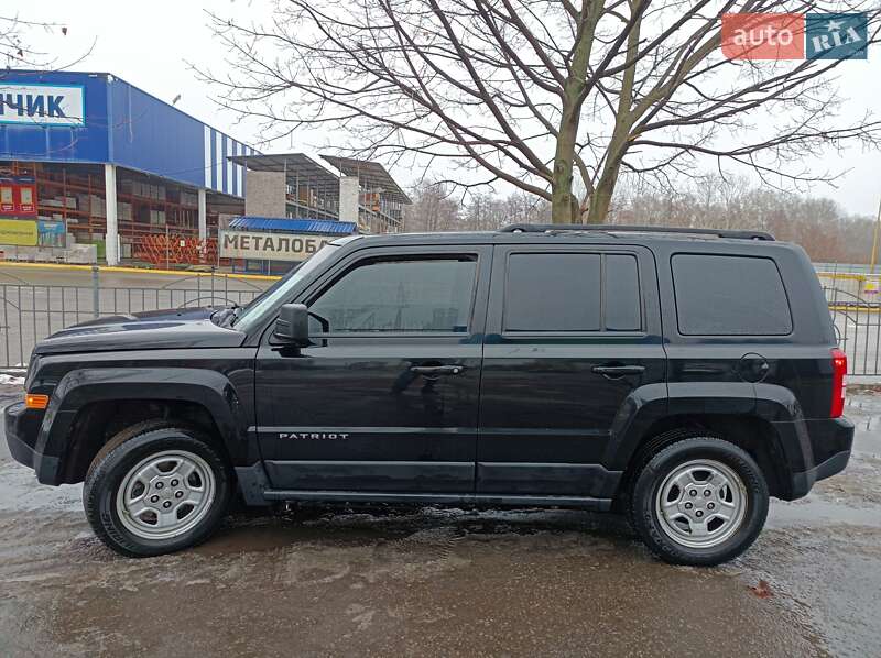 Jeep Patriot (2011)