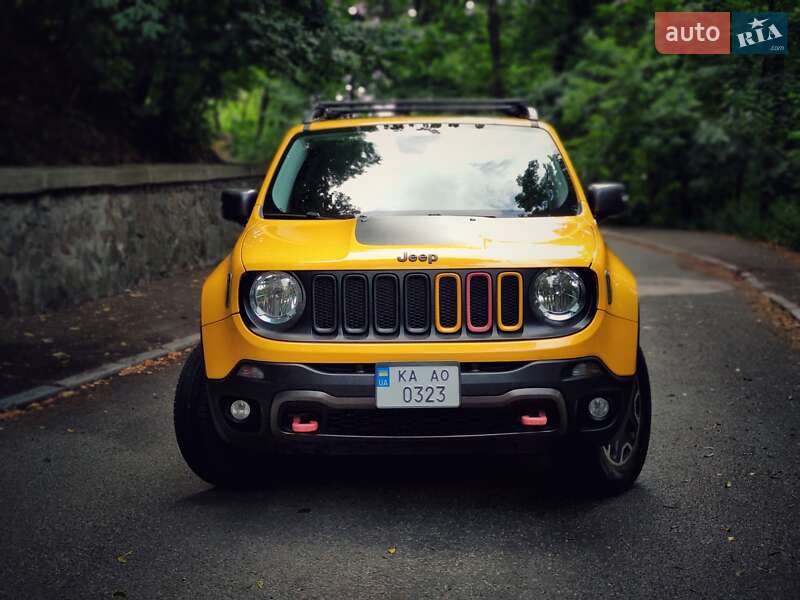 Jeep Renegade (2016)