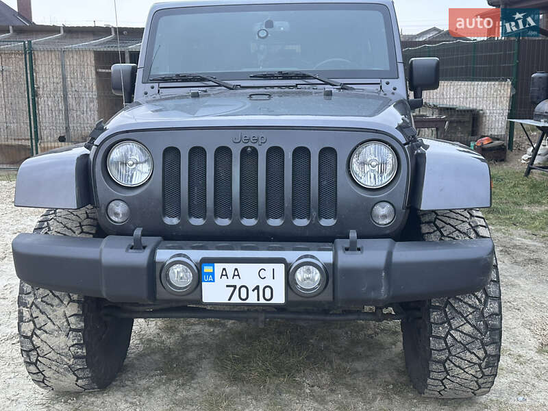 Jeep Wrangler (2016)