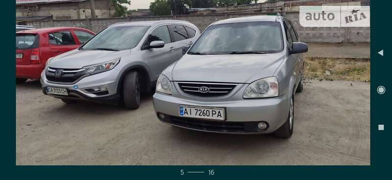 Kia Carens (2002)