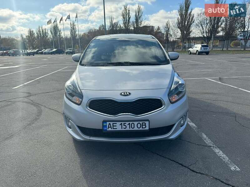 Kia Carens (2016)