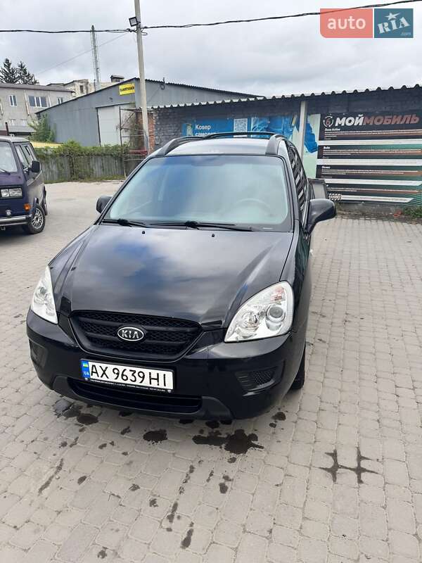 Kia Carens (2007)