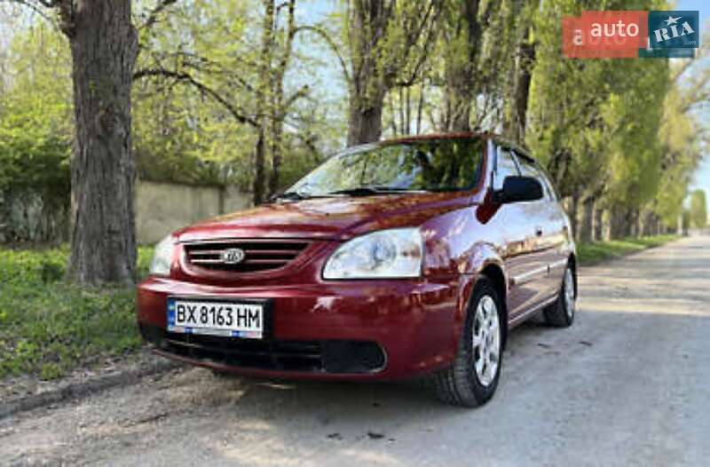 Kia Carens (2003)