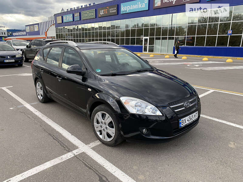 Kia Ceed (2007)