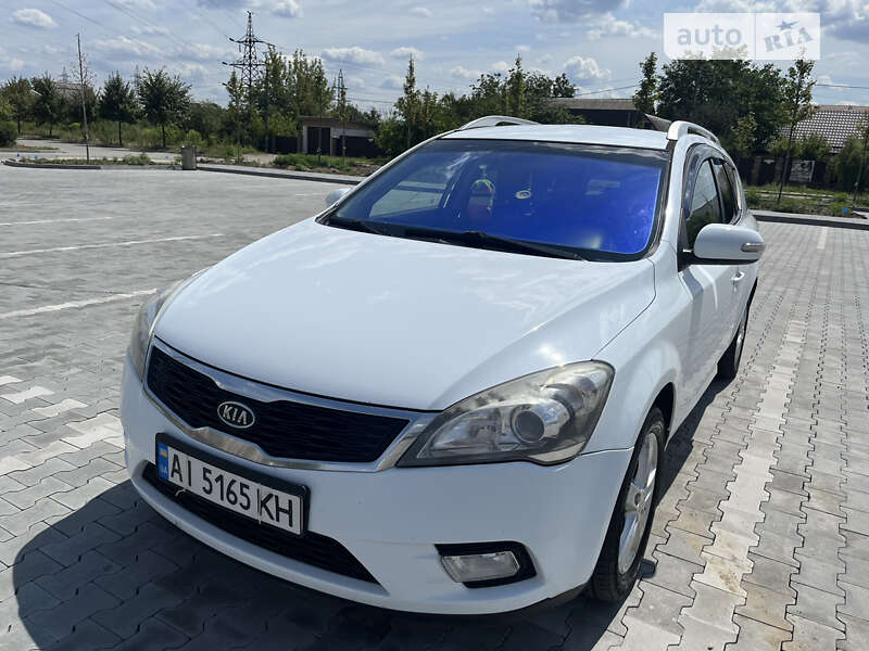 Kia Ceed (2011)
