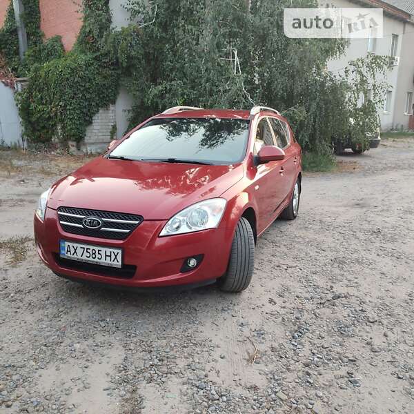 Kia Ceed (2008)