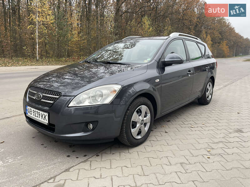 Kia Ceed (2008)