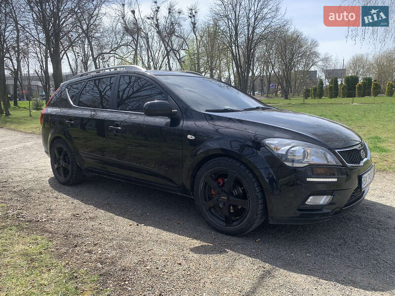 Kia Ceed (2012)