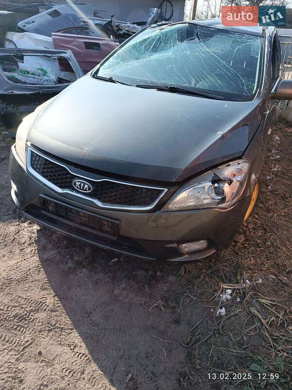Kia Ceed (2011)