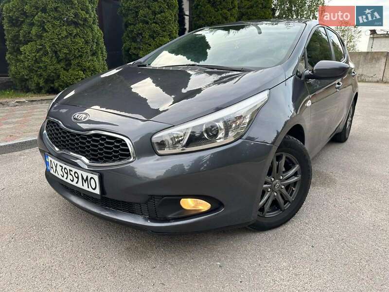 Kia Ceed (2012)