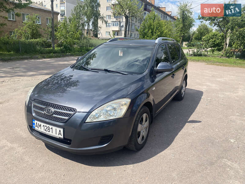 Kia Cee'd (2008)