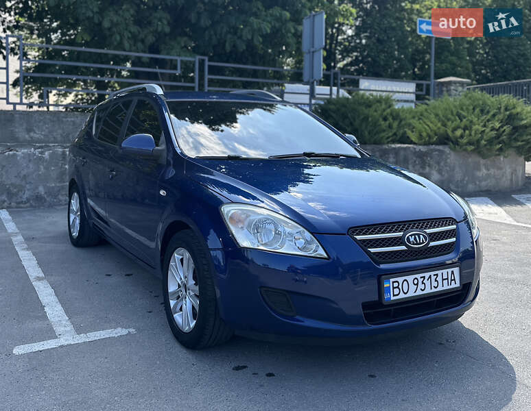 Kia Ceed (2009)