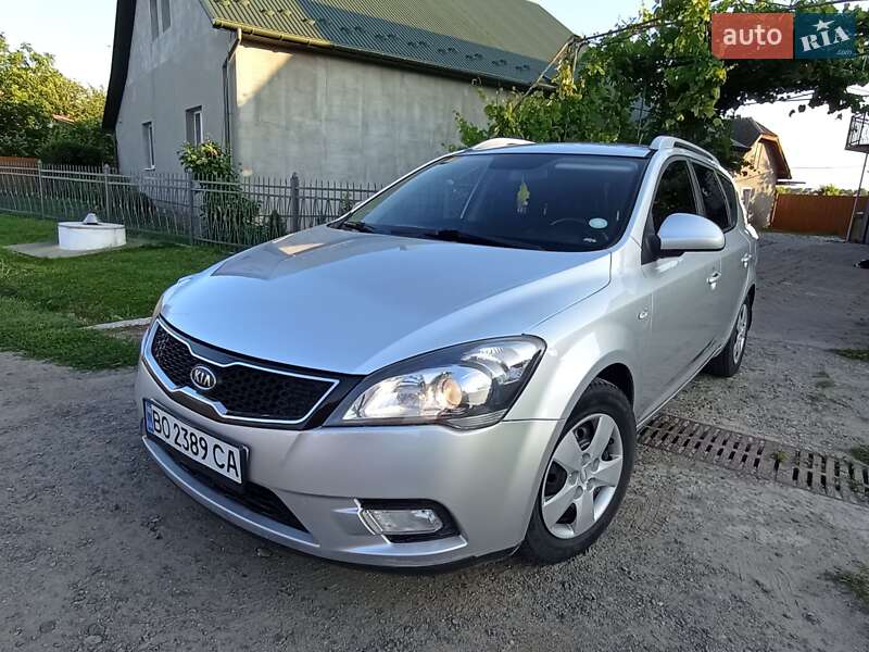 Kia Cee'd (2012)