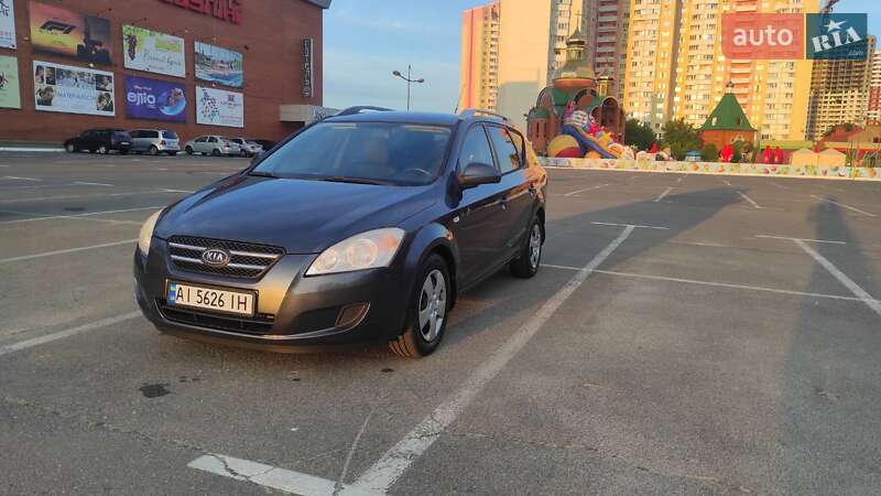 Kia Ceed (2009)