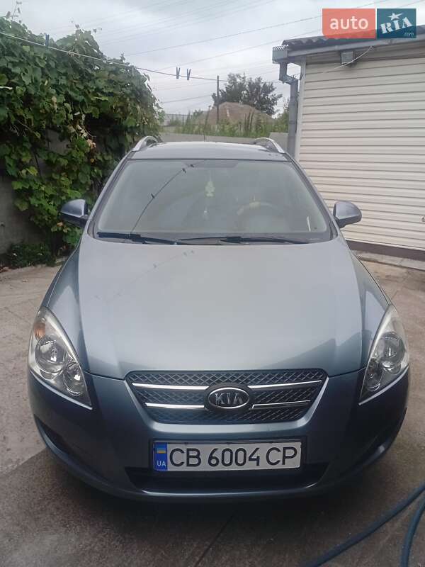 Kia Ceed (2009)