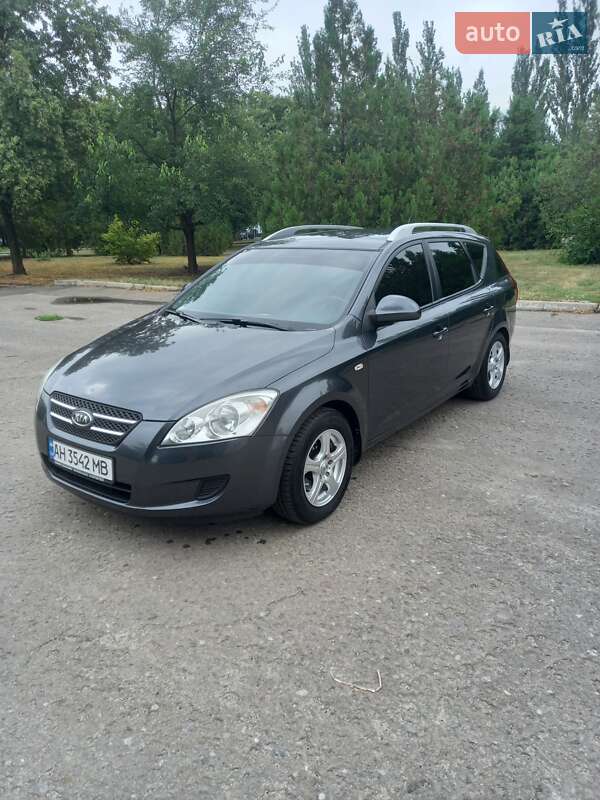 Kia Ceed (2009)