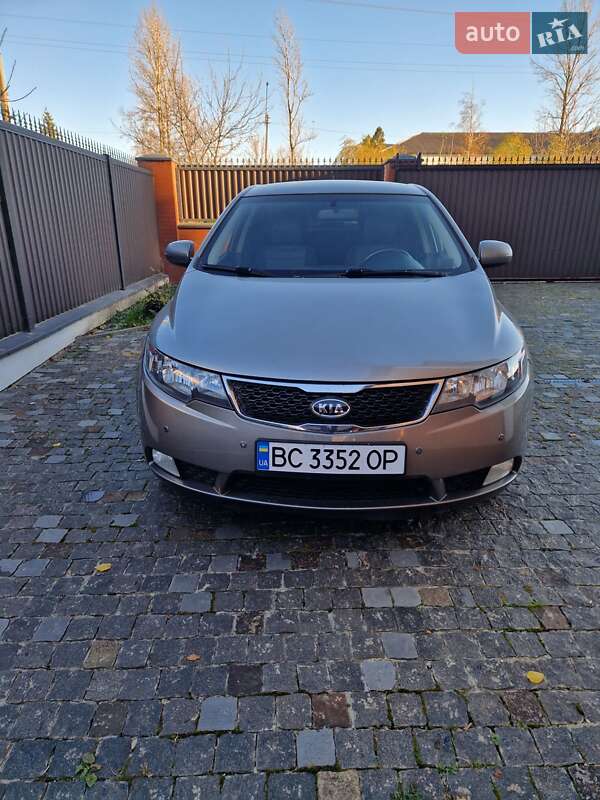 Kia Cerato (2011)