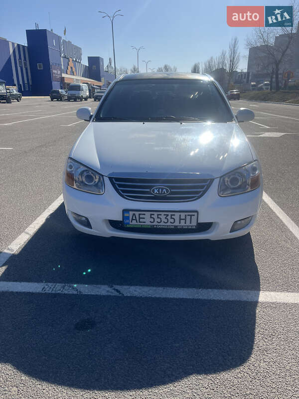 Kia Cerato (2007)