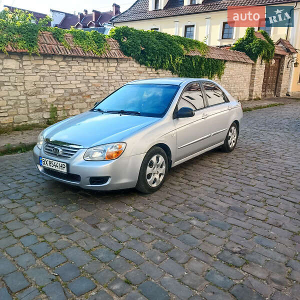 Kia Cerato (2007)
